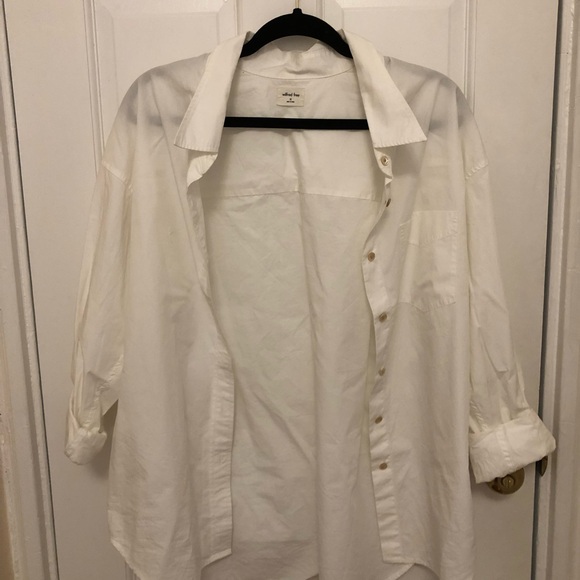 Aritzia Oversized Button Down & Shorts Set - Picture 1 of 3